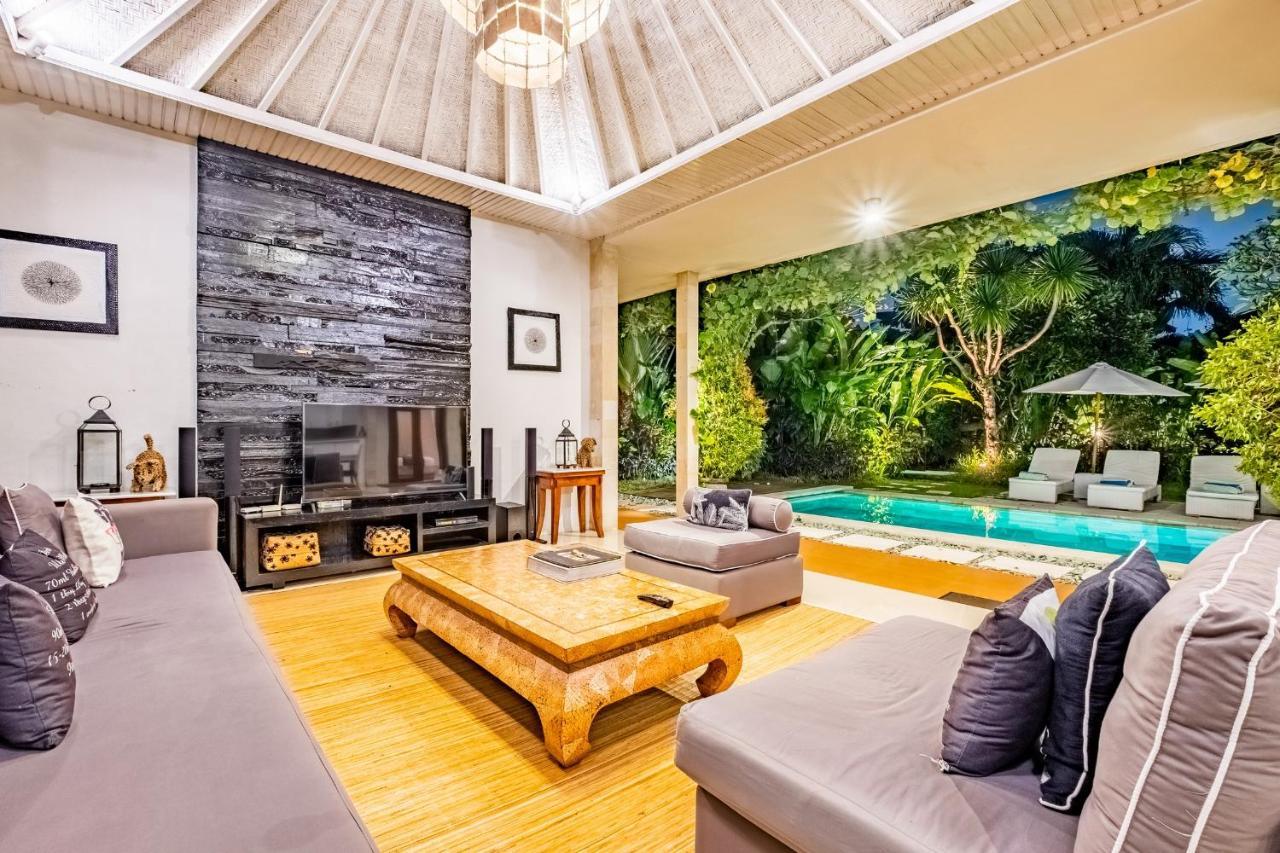Central Seminyak Villa Martini Exteriér fotografie