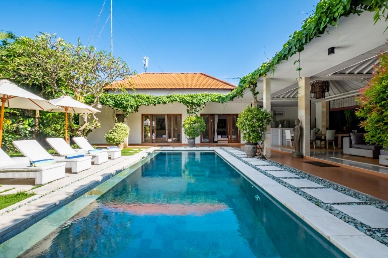 Central Seminyak Villa Martini Exteriér fotografie