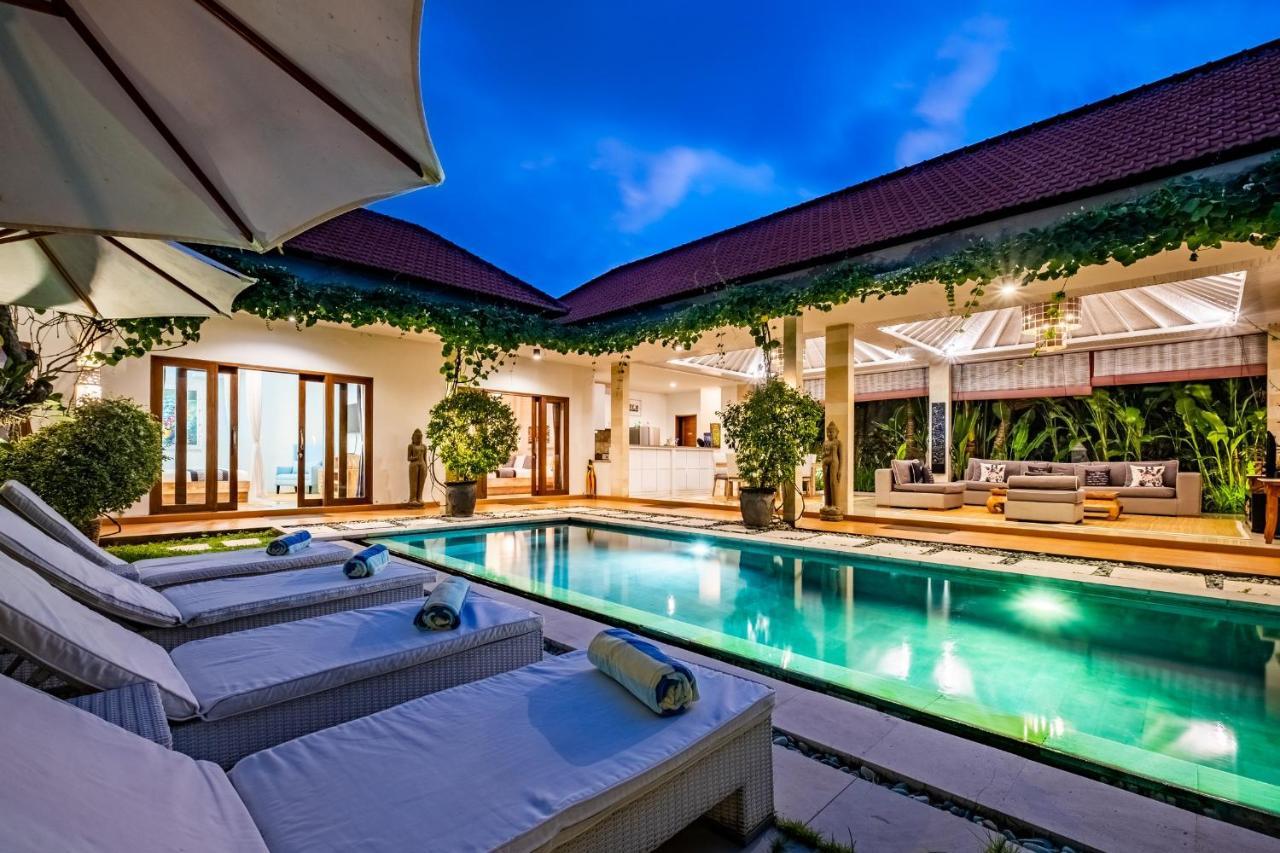 Central Seminyak Villa Martini Exteriér fotografie