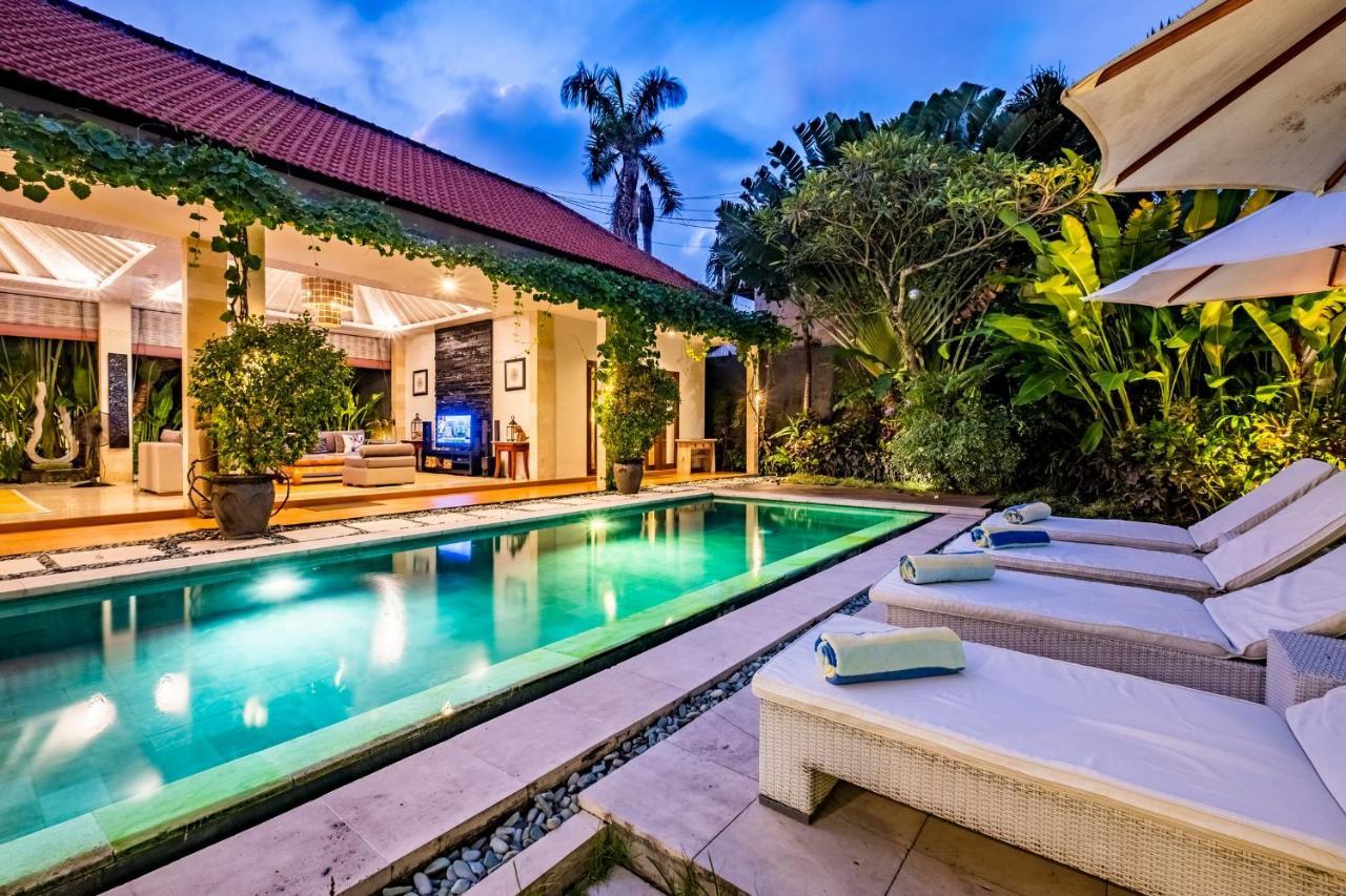 Central Seminyak Villa Martini Exteriér fotografie
